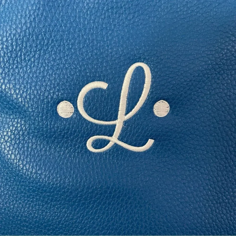 BNWT Thirty One Rubie Mini Blue Clutch